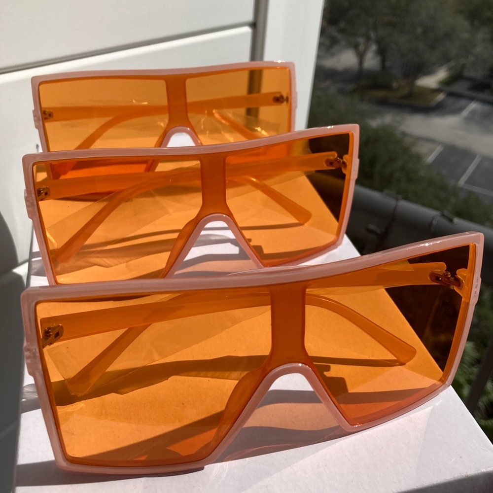 Peaches Shades